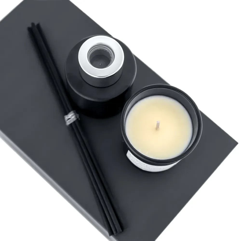 Scented Candle and Aroma Reed Diffuser with 6 Pcs Sticks Gift Sets