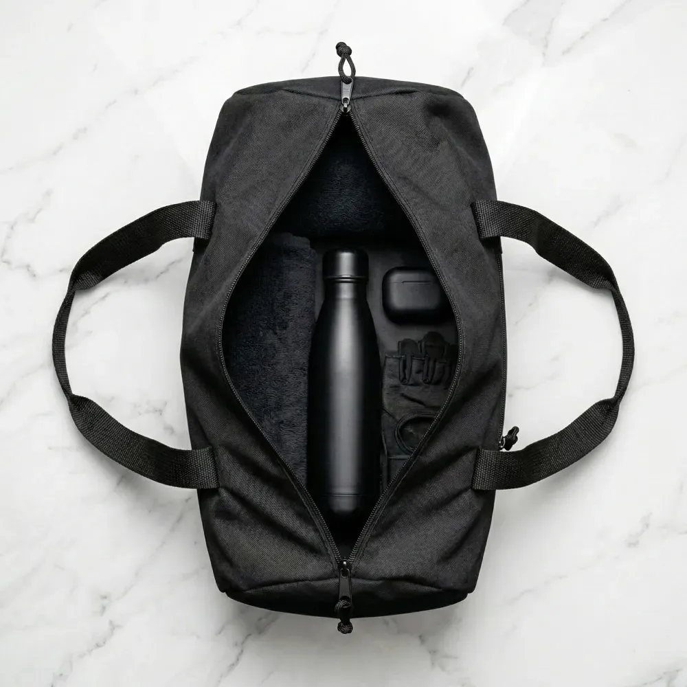 Duffle Gym Bags in Black with Zipper Closure