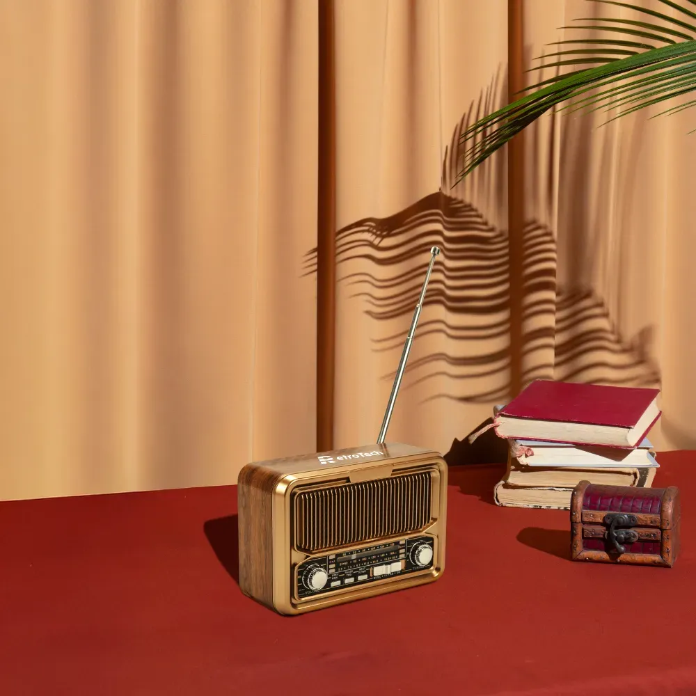 Vintage Design Bluetooth Speaker with Radio and Solar Panel